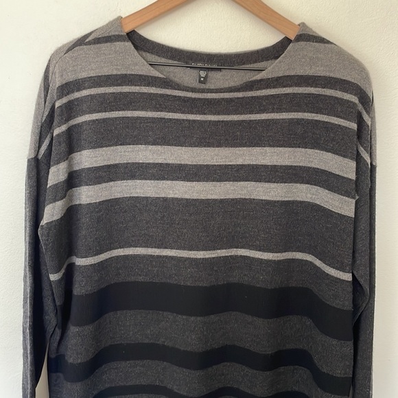 Eileen Fisher | 100% Merino Wool Drop Shoulder Long Sleeve Gray Striped Sweater - Picture 3 of 10